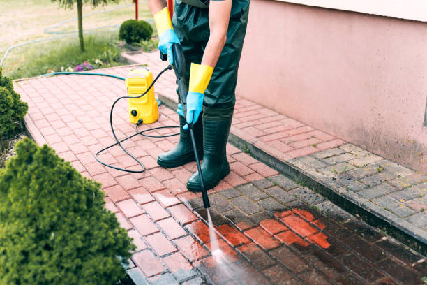 Best Garage Pressure Washing  in Benton Heights, MI