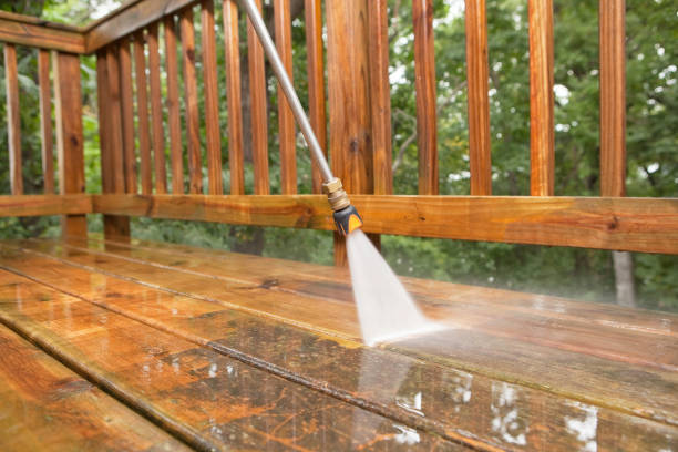 Best Deck Pressure Washing  in Benton Heights, MI